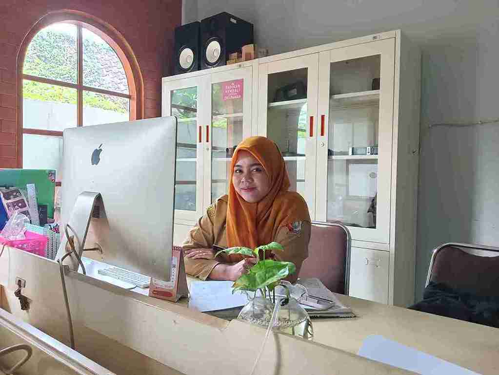 Ama Izatul Muna Petugas Bidang Ekonomi Kreatif Disbudpar Bojonegoro