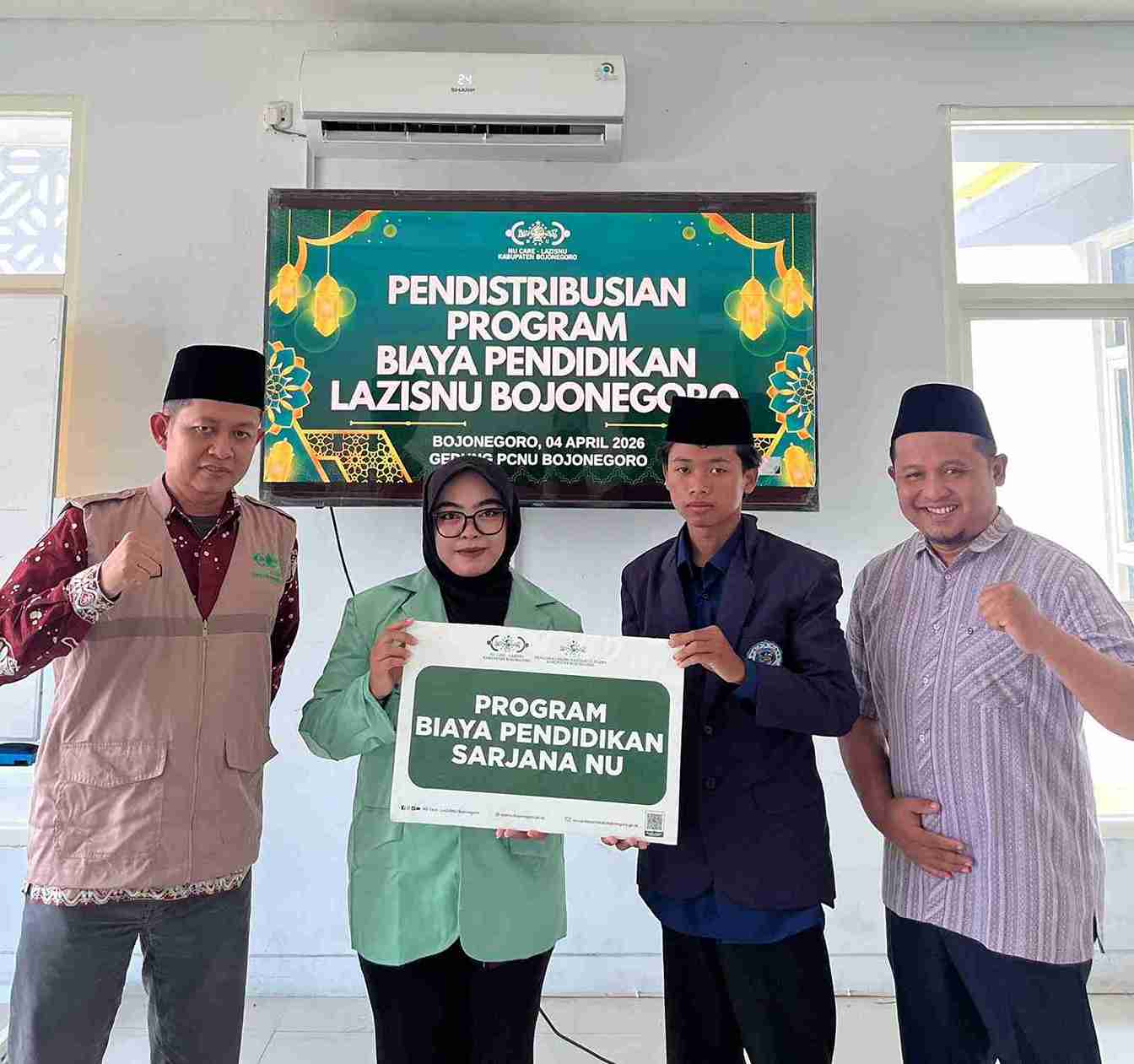 LAZISNU Bojonegoro salurkan bantuan pendidikan Sarjana NU kepada mahasiswa