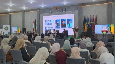 Buku Kearifan Lokal Mahasiswa PAI Unugiri di Bedah, Kaprodi: Ini Kontributif, Akan Saya Sowankan Bupati Bojonegoro