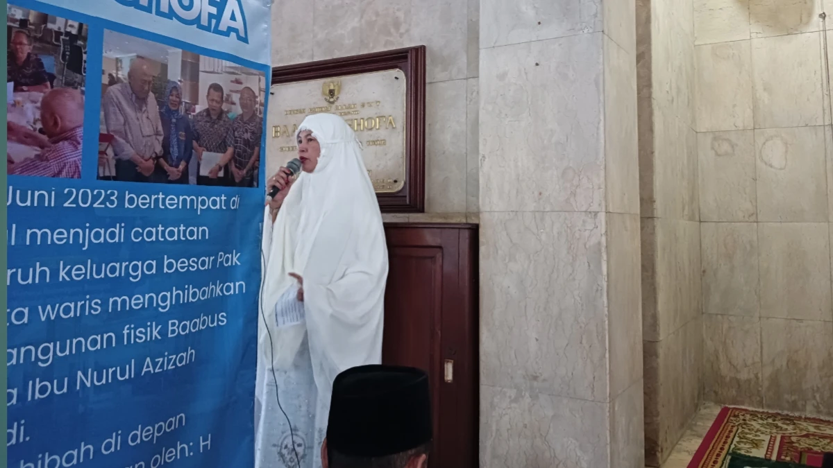 Nurul Azizah menyampaikan sambutan