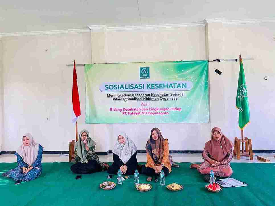 Sosialisasi kesehatan PC Fatayat NU Bojonegoro tentang penggunaan obat yang cerdas
