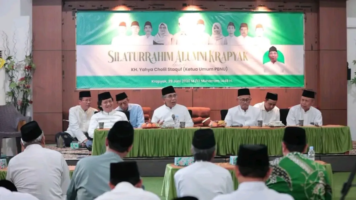 Silaturahmi alumni Pondok Pesantren Krapyak menyatakan dukungan kepada Gus Yahya Cholil Staquf untuk kembali maju sebagai Ketua Umum PBNU.