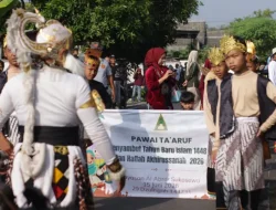 Pawai Ta’aruf Al-Abror Sukosewu Semarakkan Tahun Baru Hijriah 1448 H