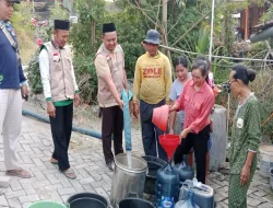 LAZISNU PCNU Bojonegoro Salurkan Air Bersih untuk Warga Terdampak Kekeringan di Ngraho dan Sumberrejo