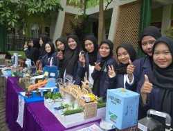 Showcase PGMI UNISLA: Bukti Calon Guru Indonesia Mampu Menjadi Inovator, Peneliti, dan Wirausahawan