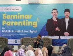 160 Wali Murid Ikuti Seminar Parenting YPIS Al Fadhil, Bahas Disiplin Positif di Era Digital