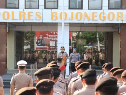 Apel Perdana, Kapolres Bojonegoro AKBP Yenni Tekankan Pelayanan Humanis