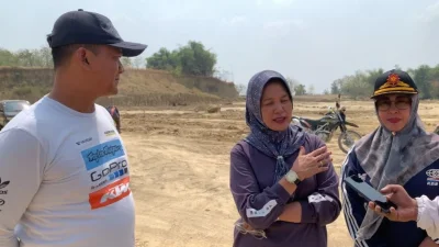 Wabup Nurul Azizah saat sidak lokasi Galian C di Kentong Bojonegoro