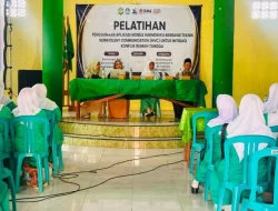 PAC Fatayat NU Dander Berkolaborasi dengan UNUGIRI Gelar Pelatihan Aplikasi HarmoniKU