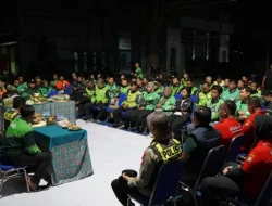 Cangkrukan Bareng Ojol, Polres Bojonegoro Perkuat Sinergi Jaga Keamanan dan Kondusivitas