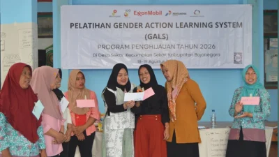 Dorong Peran Perempuan dalam Pelestarian Hutan, IDFoS Indonesia dan EMCL Gelar Pelatihan GALS di Desa Sekar