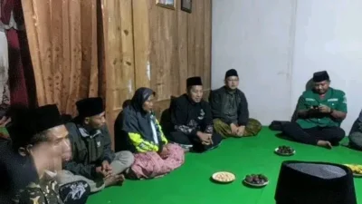 Keluarga Besar GP Ansor dan Banser takziah ke rumah duka Supangat