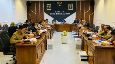 Komisi A DPRD Bojonegoro membahas persoalan TKD Temayang