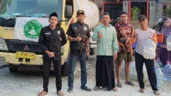 Peduli Kekeringan, PAC Pagar Nusa Kapas Salurkan Bantuan Air Bersih untuk Warga Kumpulrejo