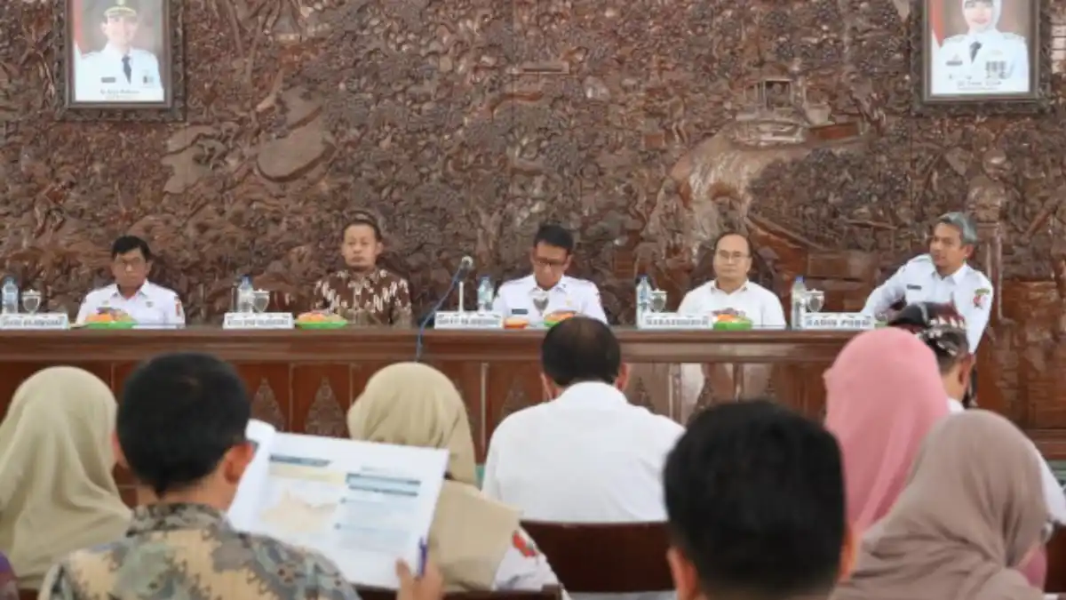 Bupati Bojonegoro Setyo Wahono dalam Konsultasi Publik Revisi RTRW