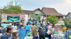 Pagar Nusa Tambakrejo Salurkan Ribuan Liter Air Bersih ke Warga Terdampak Kekeringan