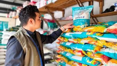 Bulog Bojonegoro siapkan 200 ton beras premium