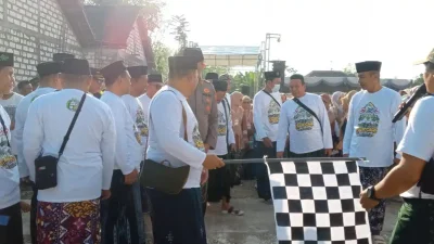 Jalan Sehat Bersarung HSN 2026 di Balen