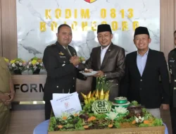 Hadiri HUT ke-81 TNI di Kodim Bojonegoro, Abdulloh Umar Tegaskan Pentingnya Sinergi dan Kebersamaan
