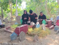Ziarah Makam Keluarga, Kapolda Jatim Disambut Bupati dan Ketua DPRD Bojonegoro