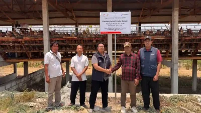 Serah terima sarana budidaya 1.000 ayam petelur Pertamina EP Cepu di Desa Banyuurip