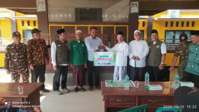 Aksi Kemanusiaan di Balik Musibah: PCNU dan LAZISNU Tuban Ulurkan Tangan bagi Korban Kebakaran Kedungharjo