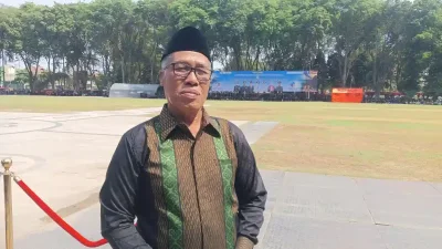 KH Syaifudin Idris Wakil Ketua PCNU Bojonegoro saat upacara HJB ke-349