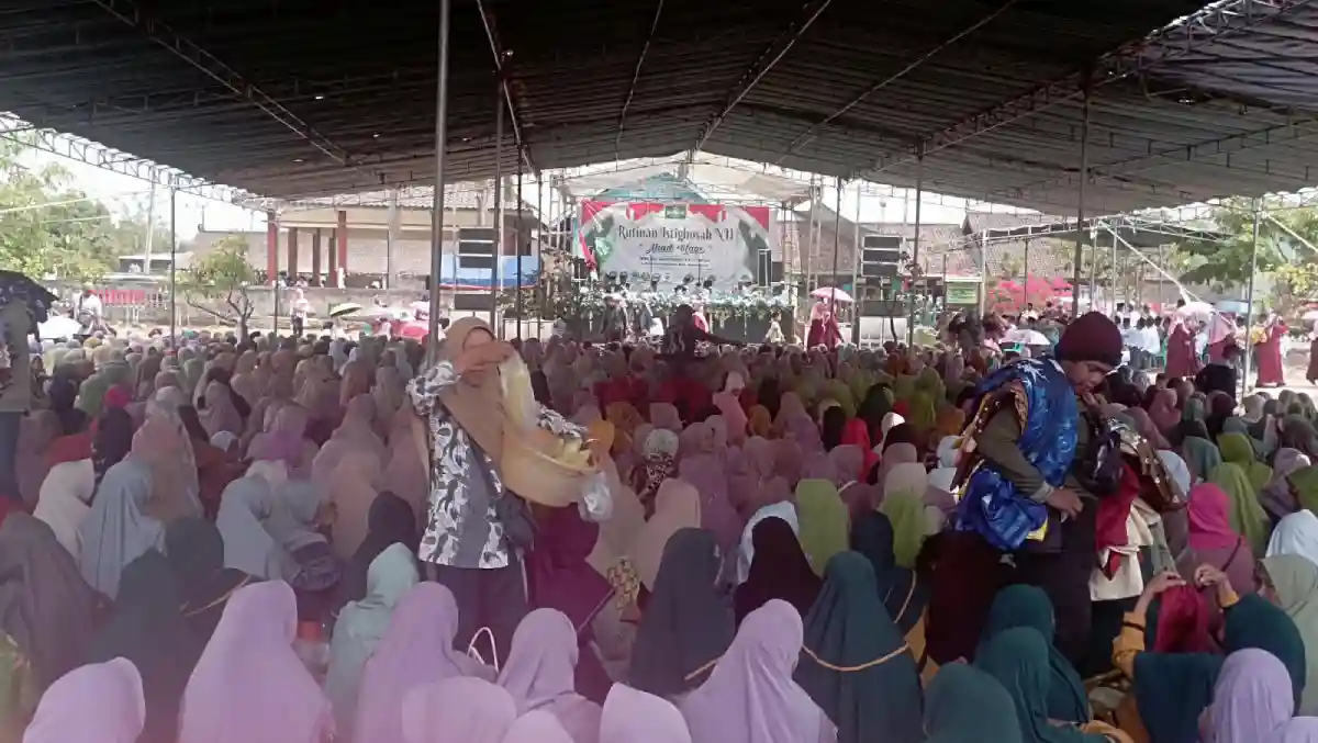 Ribuan warga mengikuti Istighosah Ahad Wage Kedungadem