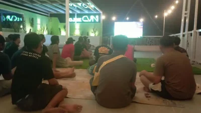 Nobar Timnas Indonesia di Pojok CVN Kedungadem