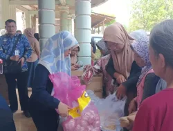 Warga Napis Antusias Manfaatkan Gerakan Pangan Murah Saat Medhayoh Bupati