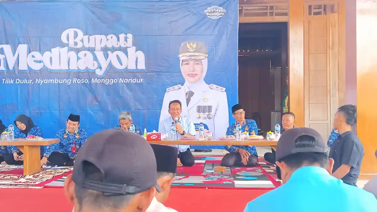 Bupati Bojonegoro Setyo Wahono saat Medhayoh di Desa Napis